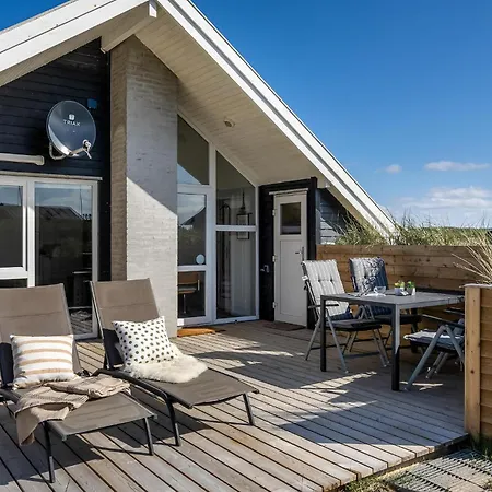 Stunning In With Kitchen *